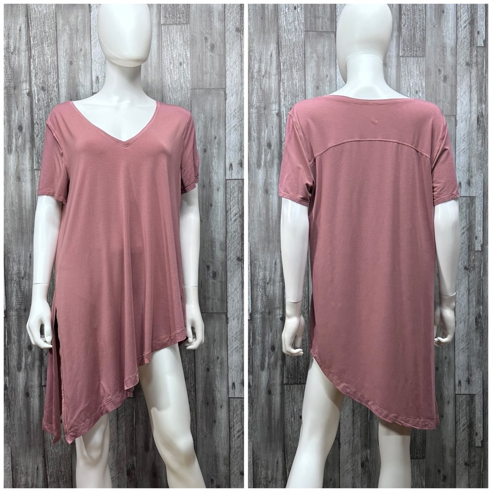 Lululemon To The Point Tee in Quicksand [L7]